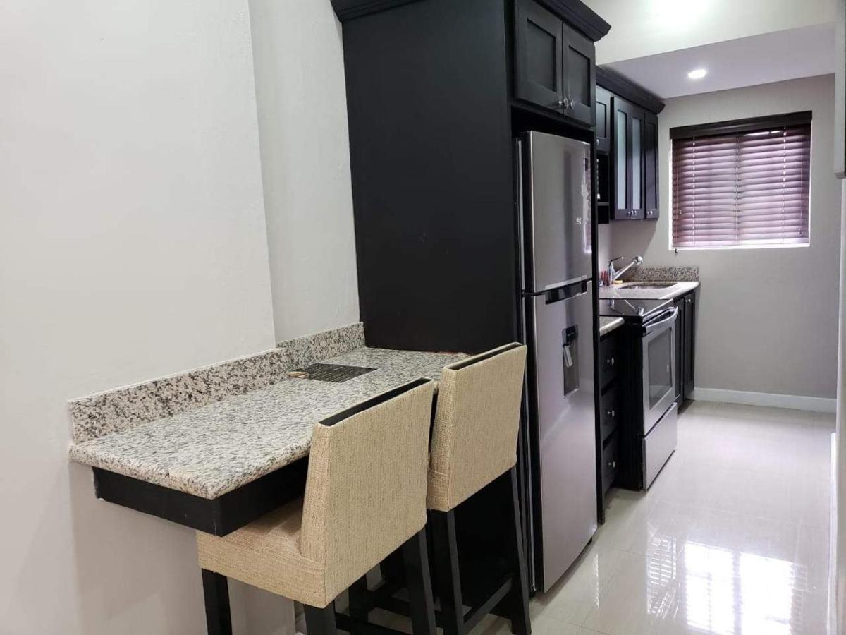 Christar Villas Hotel Kingston Ngoại thất bức ảnh