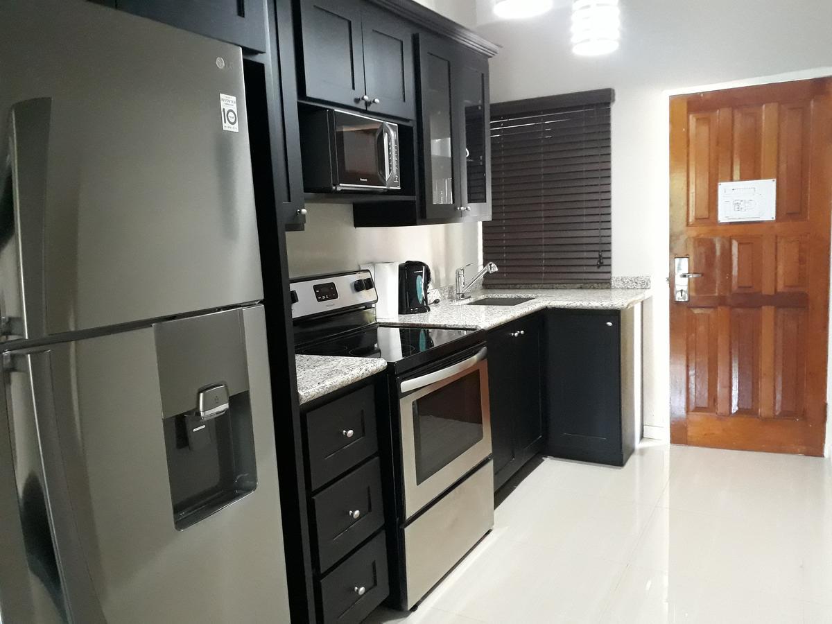 Christar Villas Hotel Kingston Ngoại thất bức ảnh